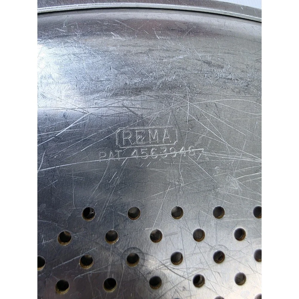 AIRBAKE Aluminum Oven Bakeware Pizza Pan Large 15.75” Round Vented Crispy Crust